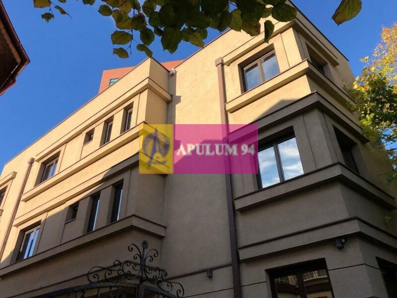 Cladire de birouri langa Metrou Stefan Cel Mare | 300 MP